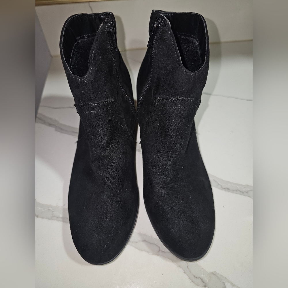 Faded Glory Black Ankle Boots